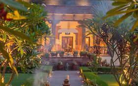 Daspan House